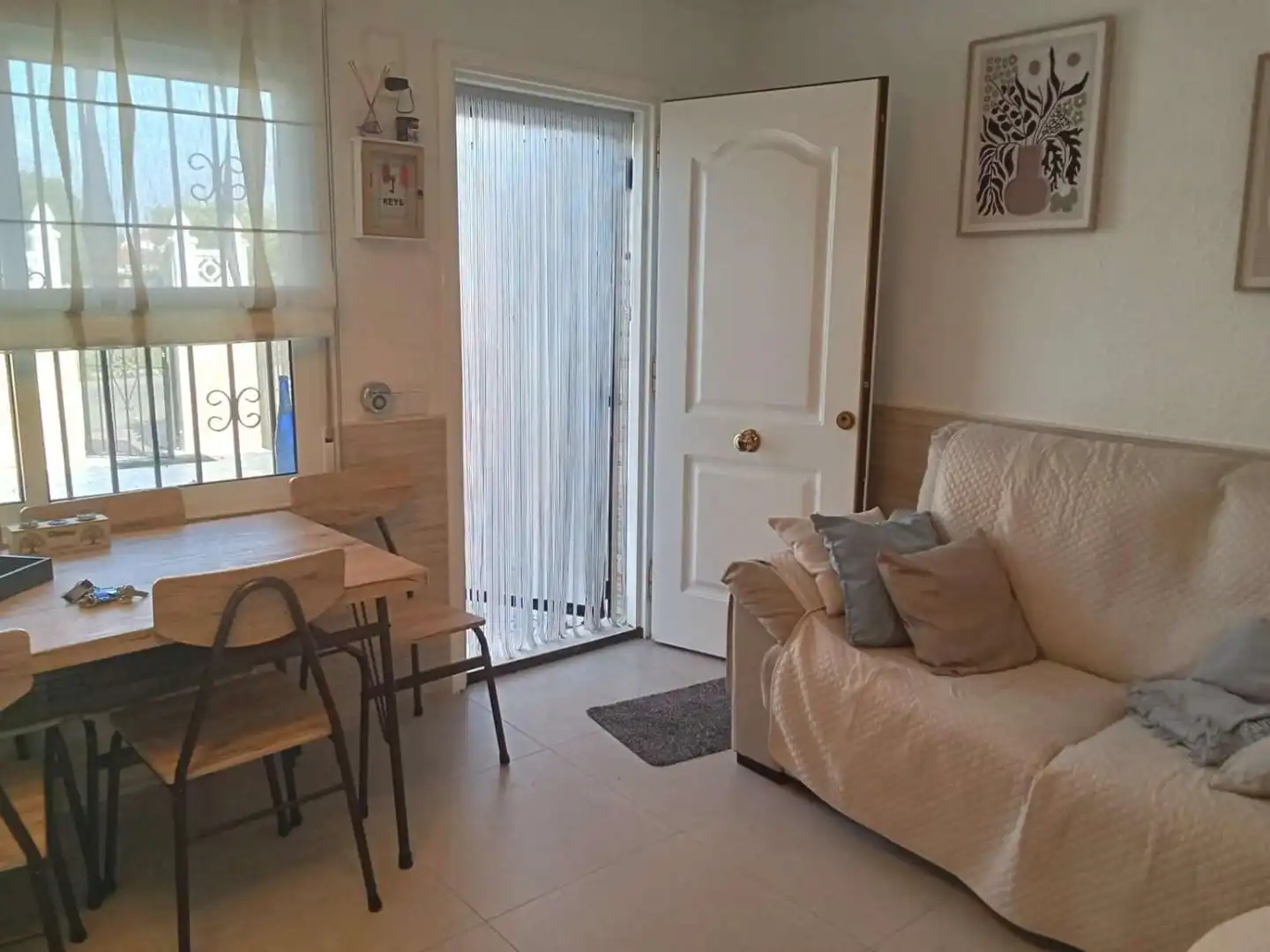 Dormitori de Casa o xalet en venda en Zona Carrefour - Urbanizaciones