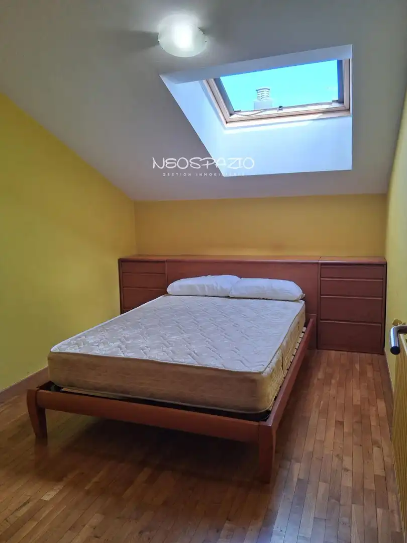 Duplex with lift to rent in Estrada da Granxa, imagen 6