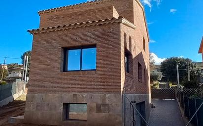 Vista exterior de Casa o xalet en venda en Cànoves I Samalús amb Aire condicionat, Calefacció i Jardí privat