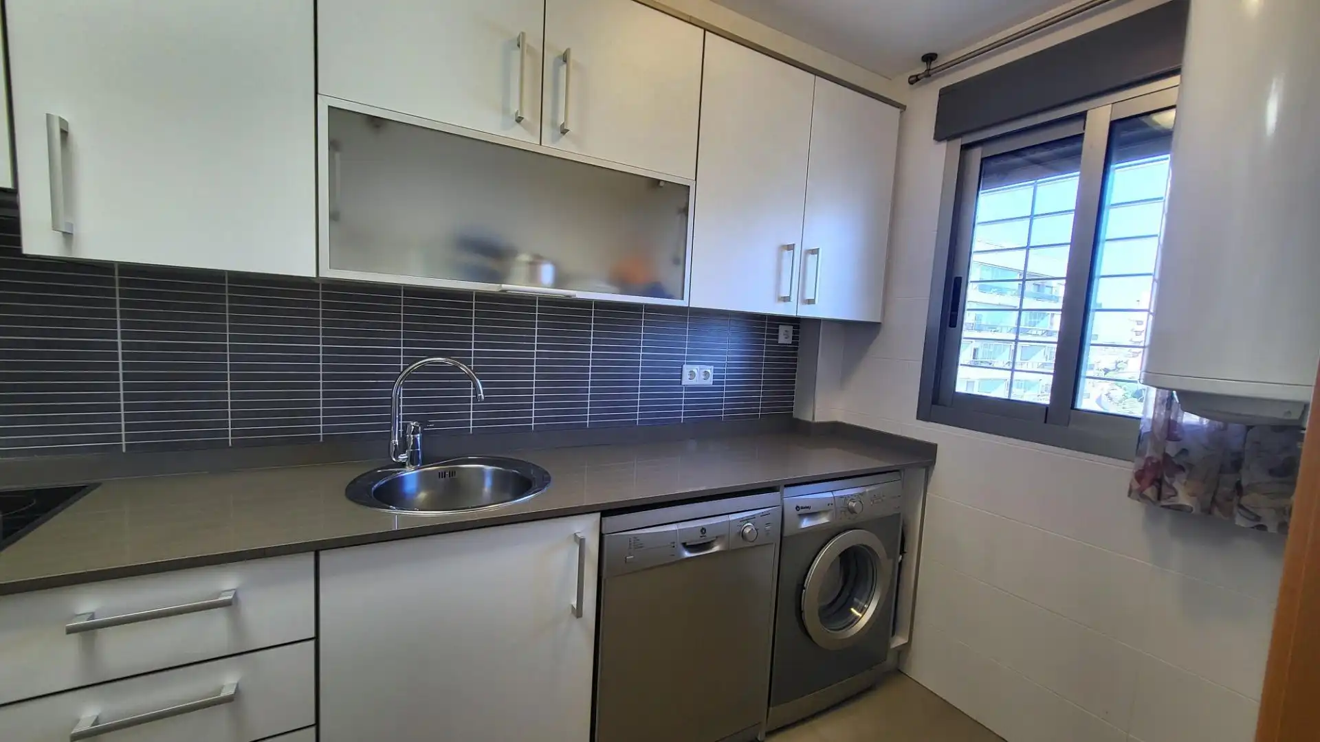 Kitchen of Apartments for sale in Elche / Elx  with Air Conditioner, Heating and Private garden