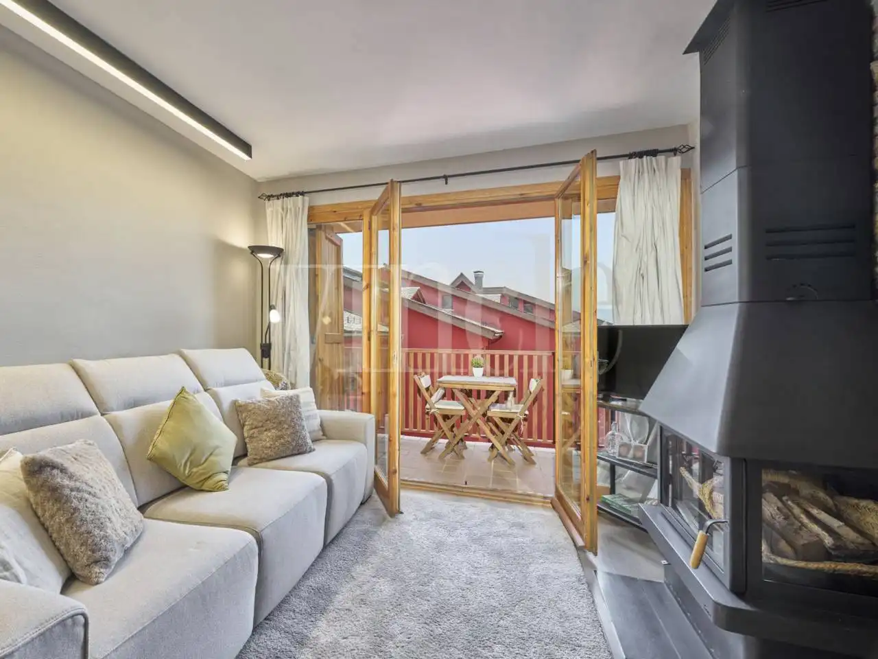 Wohnzimmer von Maisonette zum Verkauf in Puigcerdà mit Heizung, Parkett und Terrasse