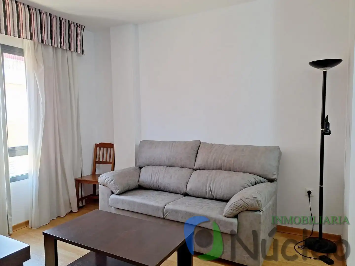 Sala de estar de Apartamento de alquiler en Badajoz con Aire acondicionado, Calefacción y Amueblado