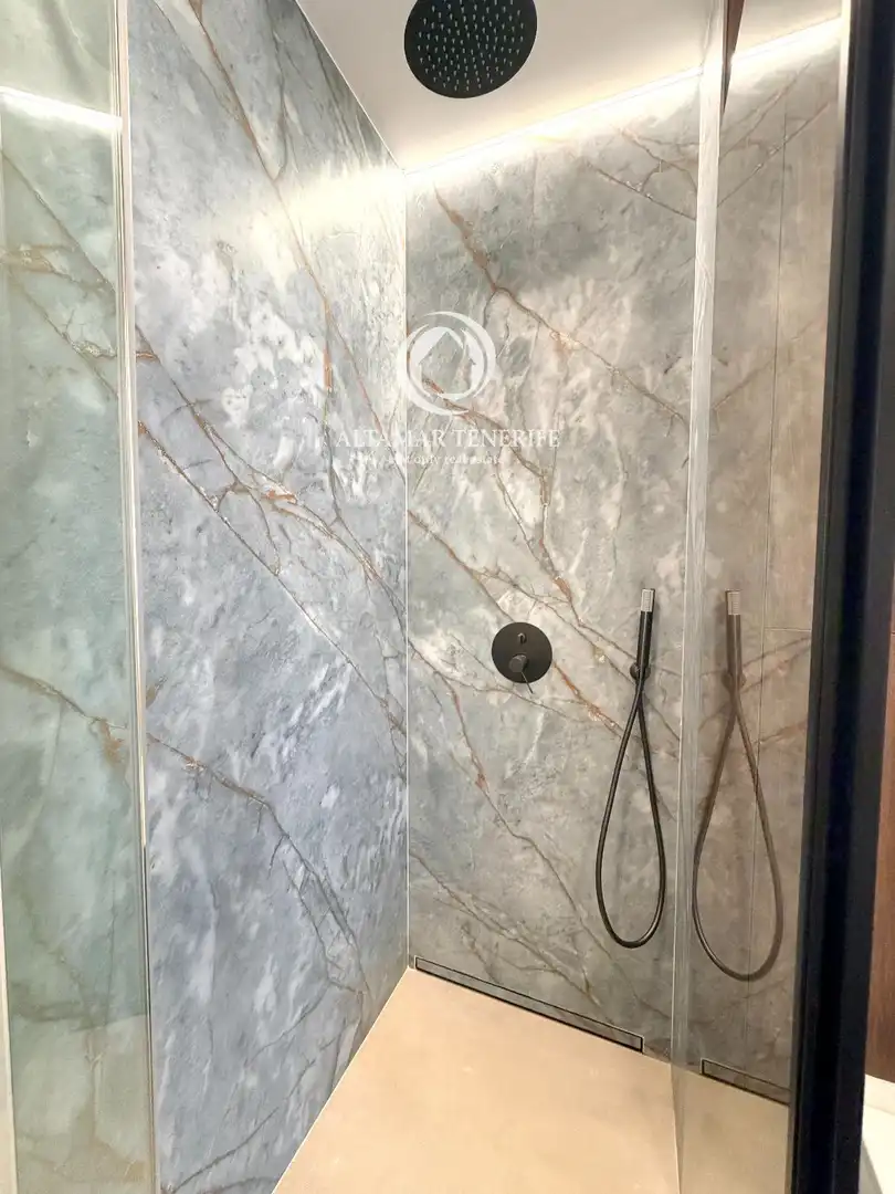 Bathroom of Apartments for sale in Los Abrigos