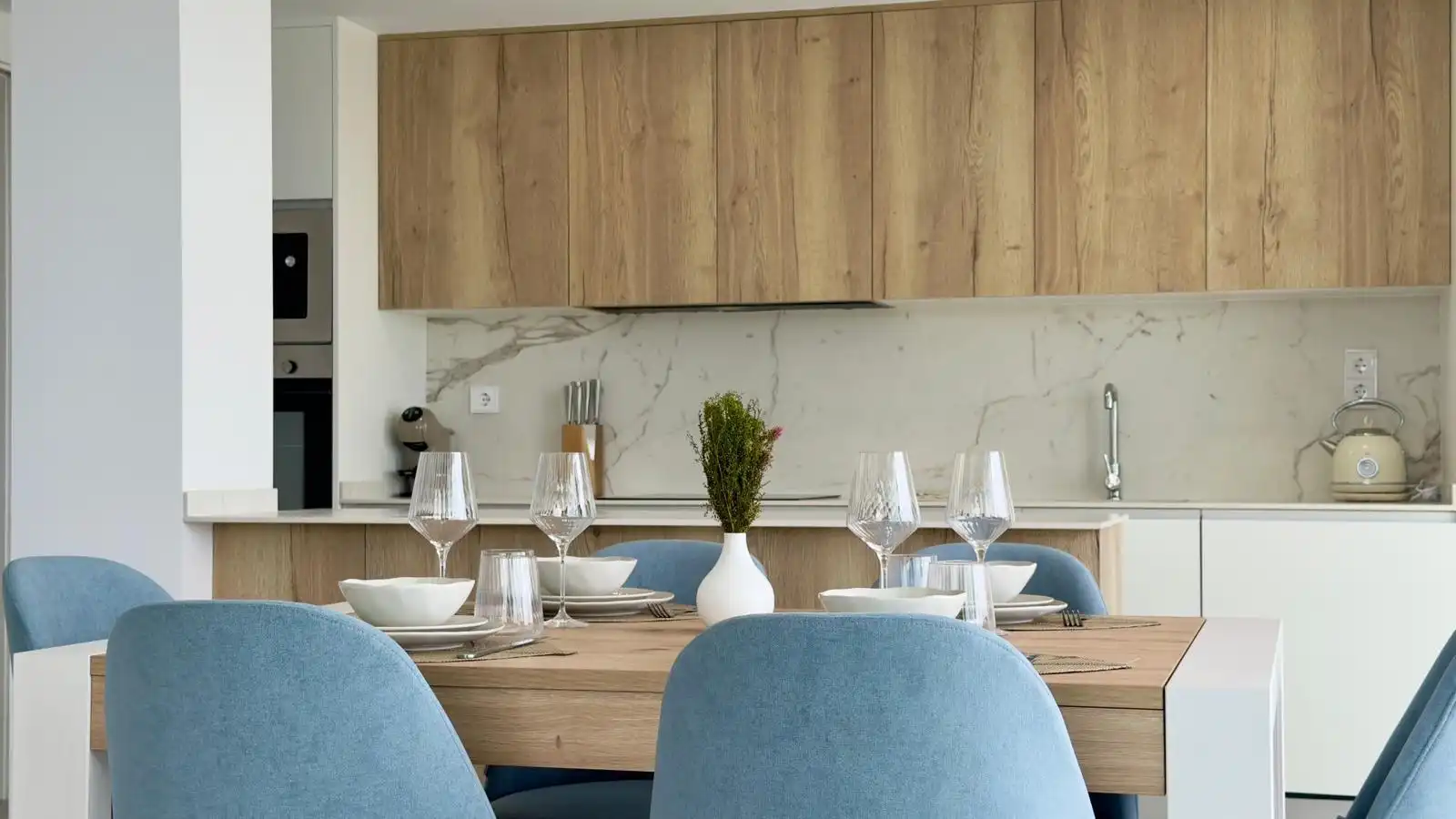 Cuina de Apartament de lloguer en Finestrat amb Aire condicionat, Jardí privat i Terrassa