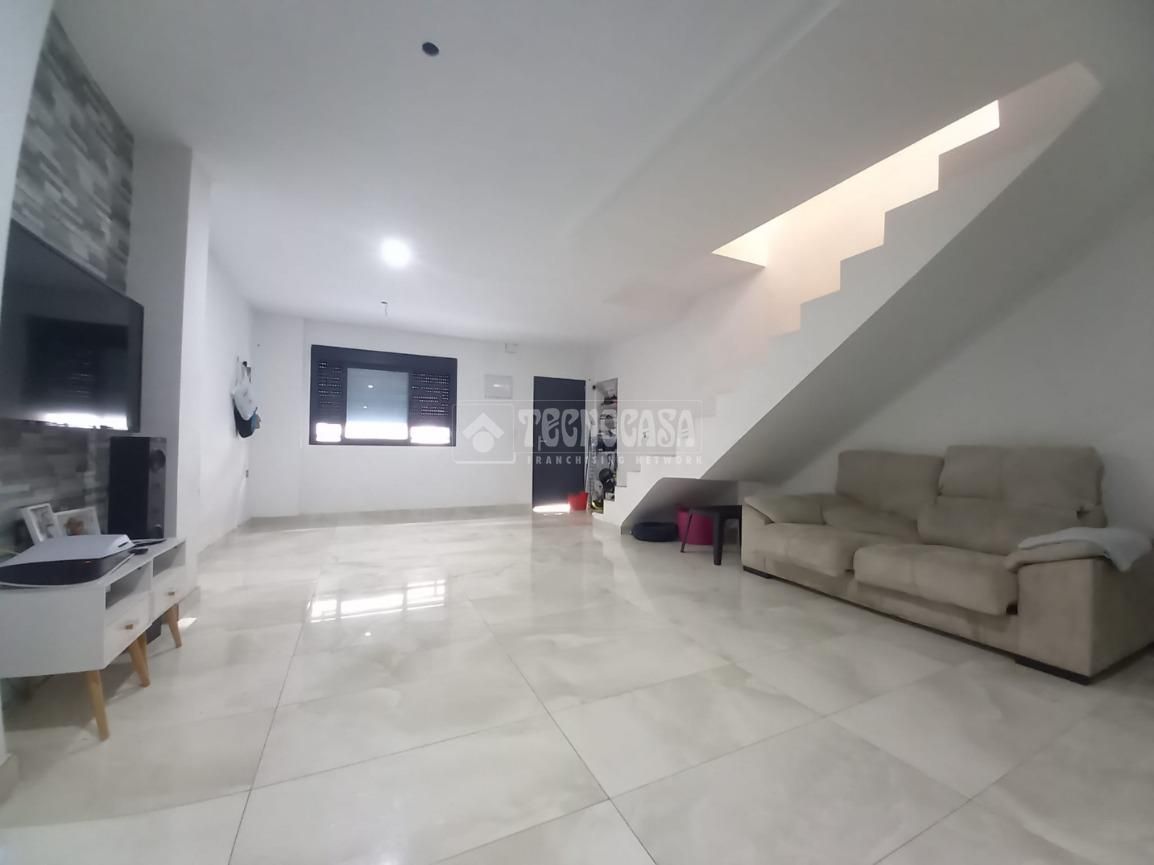 Single-family semi-detached for sale in  Sevilla Capital
