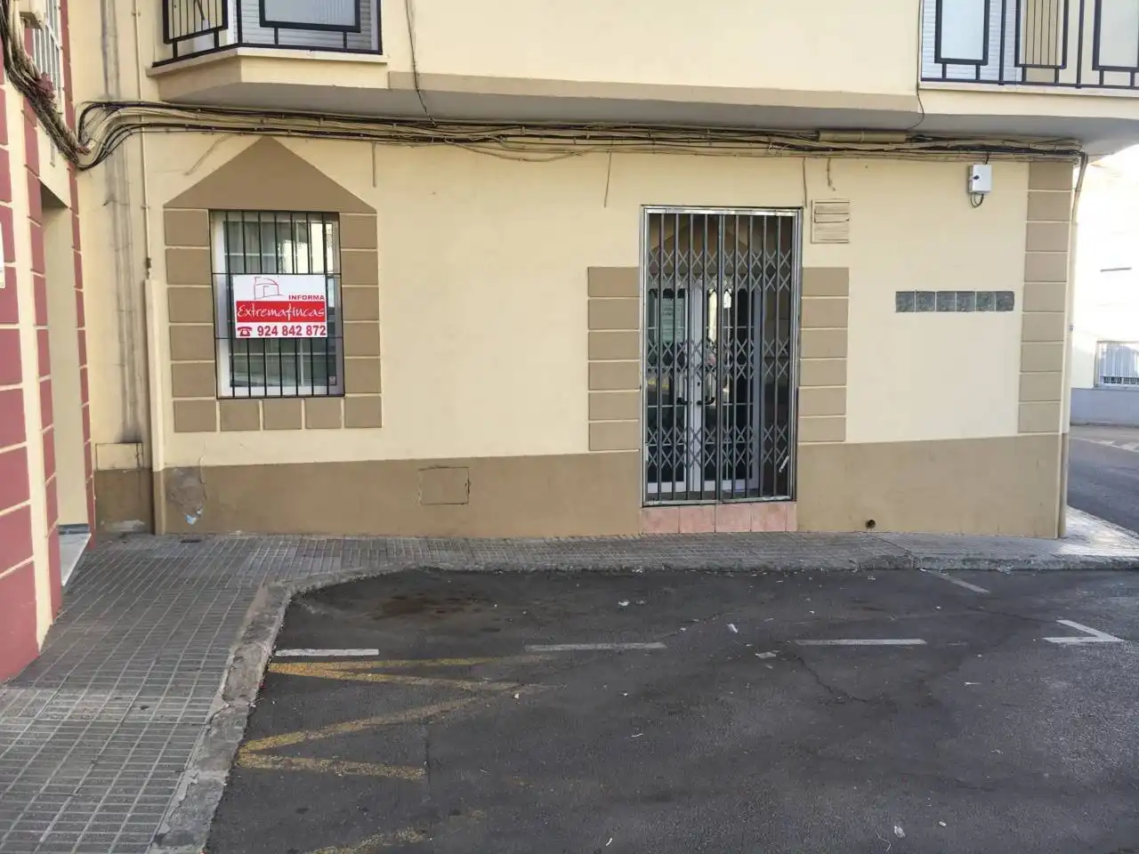 Local comercial en venda a Villanueva de la Serena, imagen 2