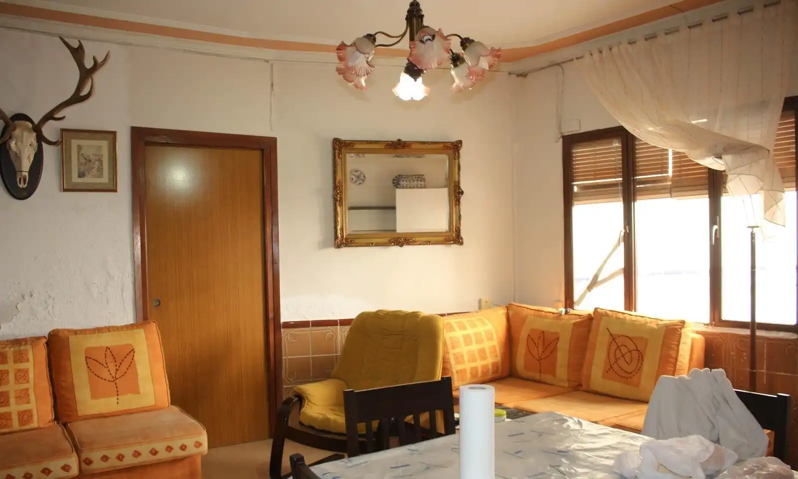 Living room of Houses for sale in Viso del Marqués  with Air Conditioner, Heating and Private garden