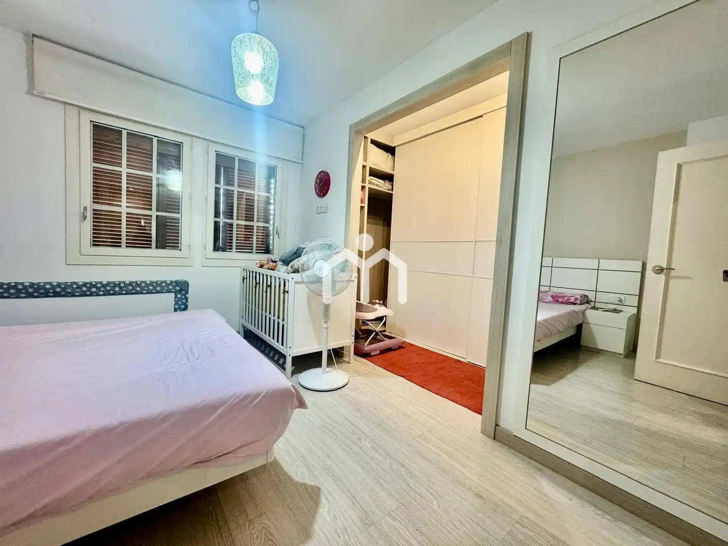 Habitación de Casa o chalet en venta en Badalona con Aire acondicionado, Calefacción y Jardín privado