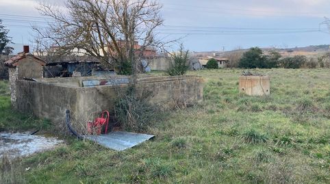 Foto 2 de Finca rústica en venta en Villaturiel, León
