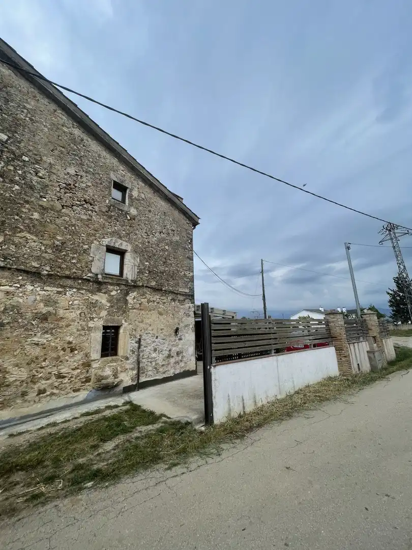 Exterior view of Country homes for sale in Banyoles