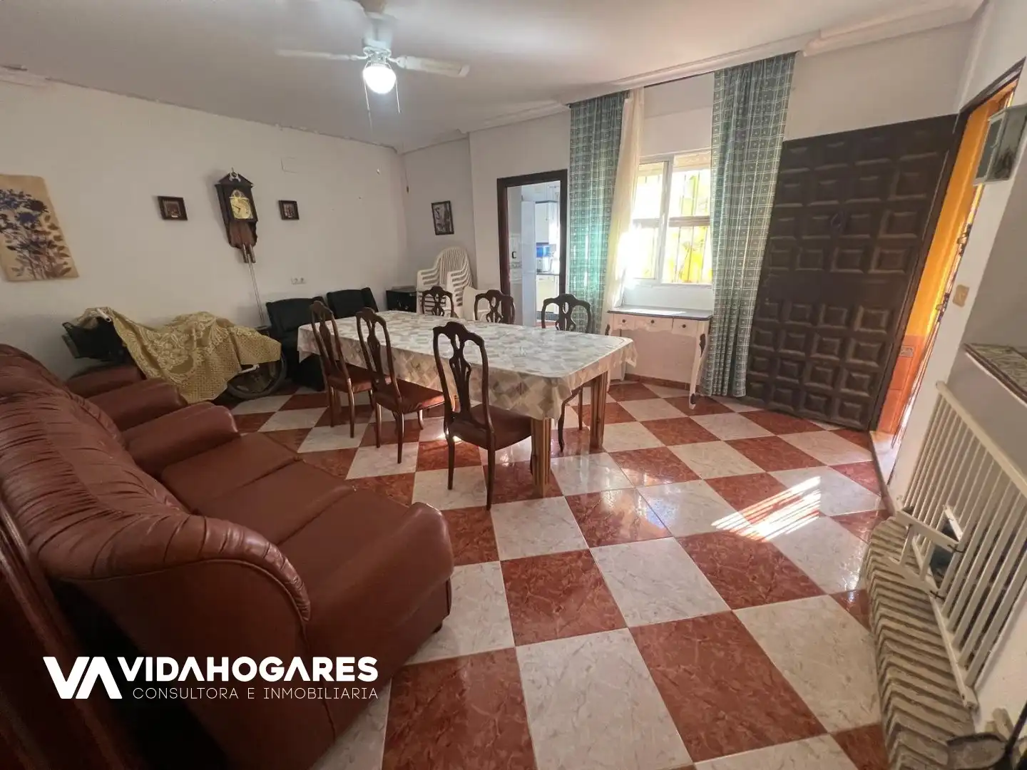 Houses for sale in Chipiona  with Private garden, Terrace and Furnished