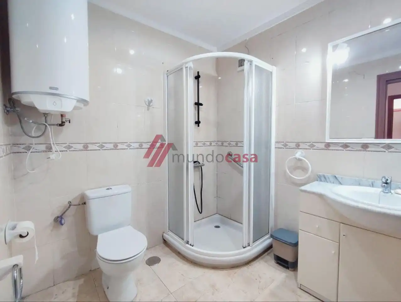 Bathroom of Houses for rent in Ferrol  with Private garden, Terrace and Furnished