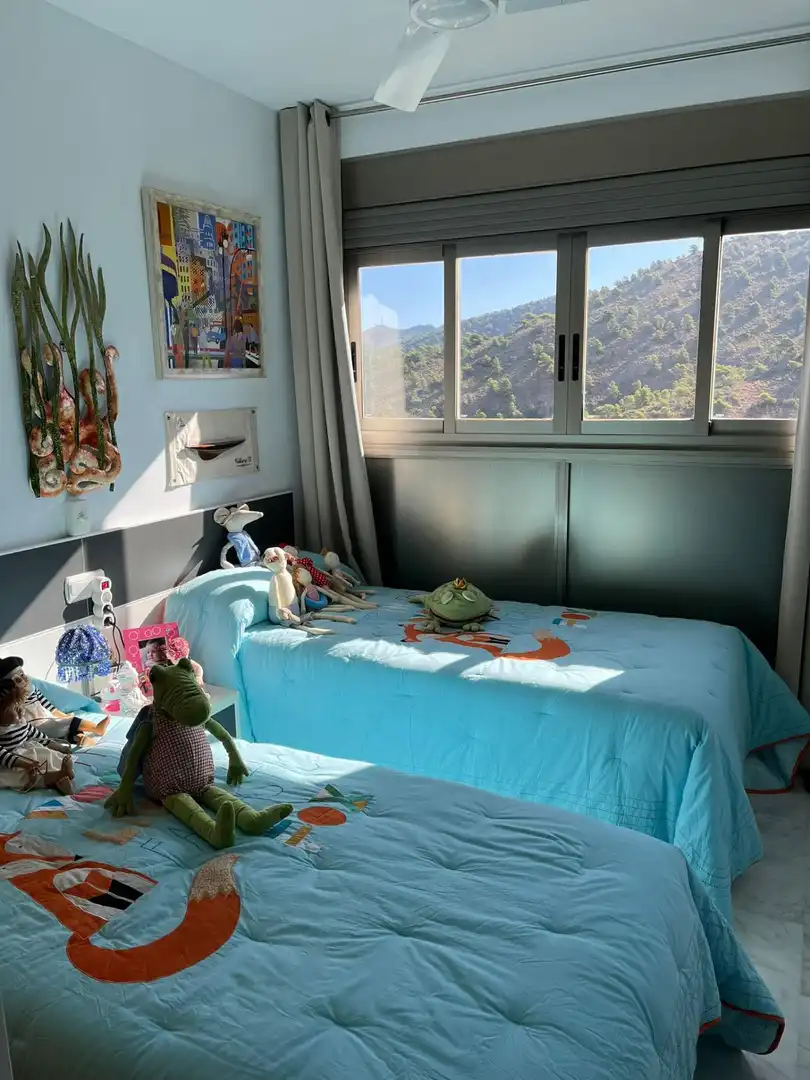 Habitación de Apartamento en venta en Benidorm con Jardín privado, Terraza y Trastero