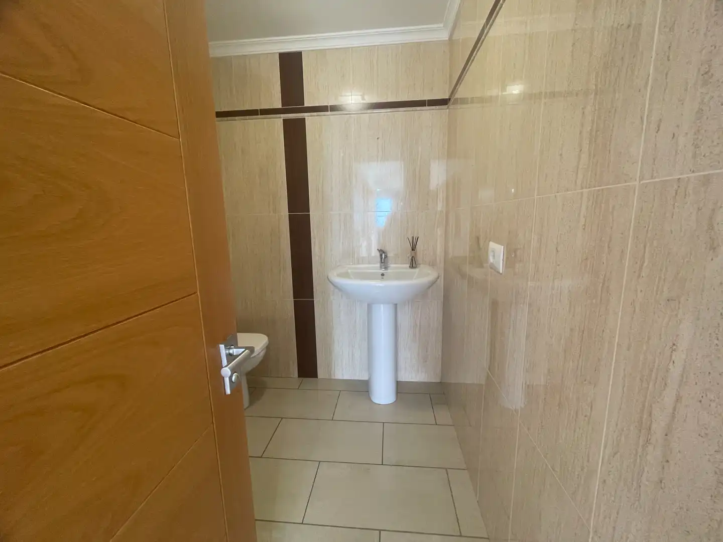Baño de Ático en venta en Telde con Terraza, Horno y Internet