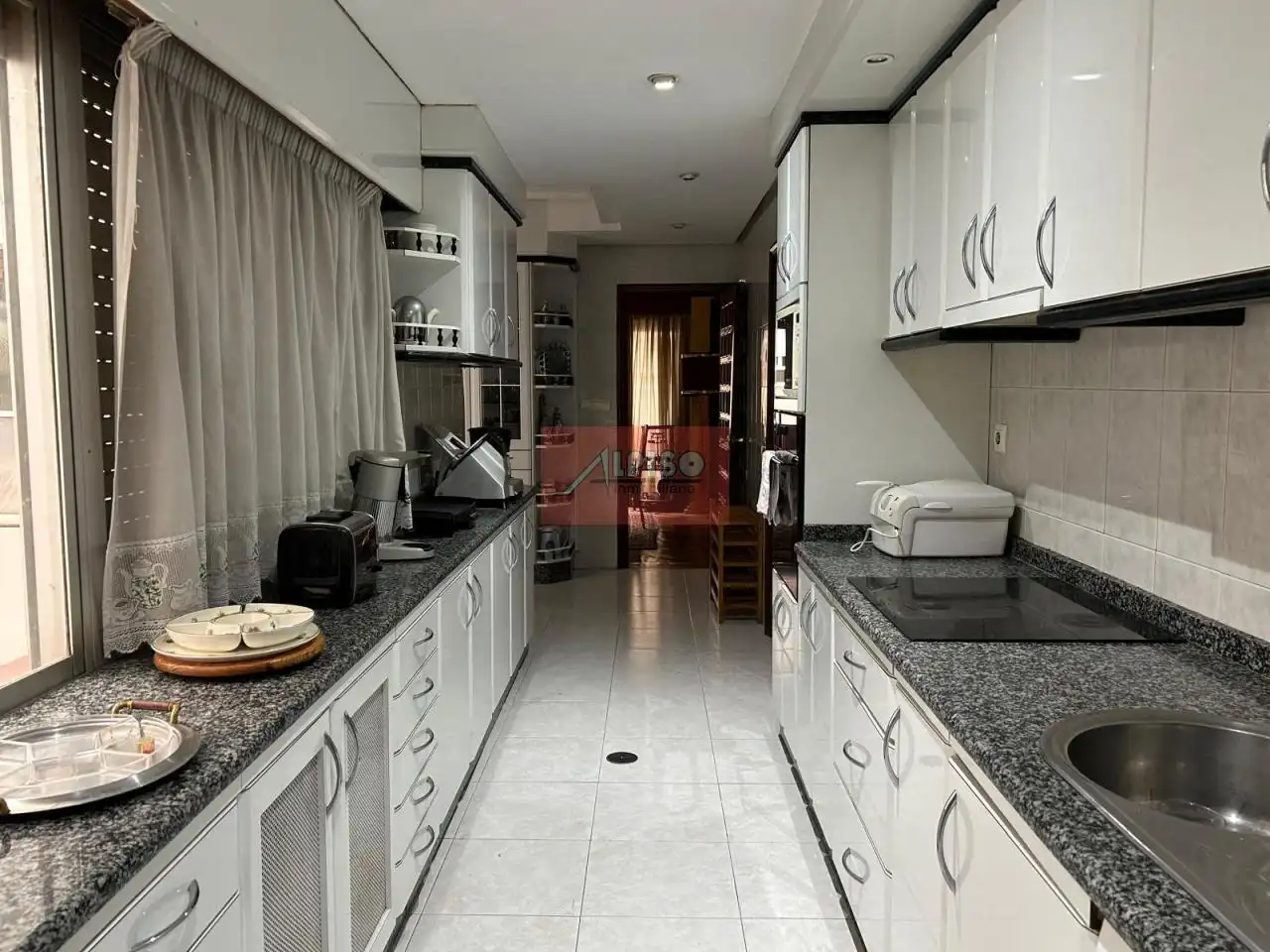 Cocina de Piso en venta en Ourense Capital  con Calefacción, Parquet y Trastero