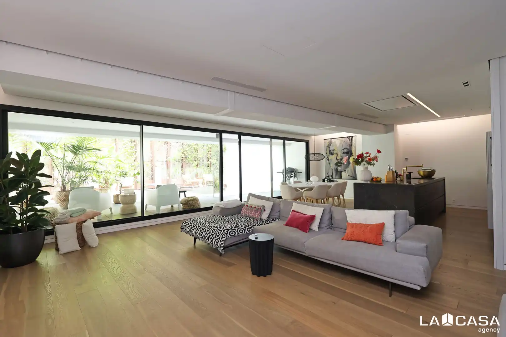 Sala d'estar de Dúplex en venda en Barcelona amb Terrassa i Piscina