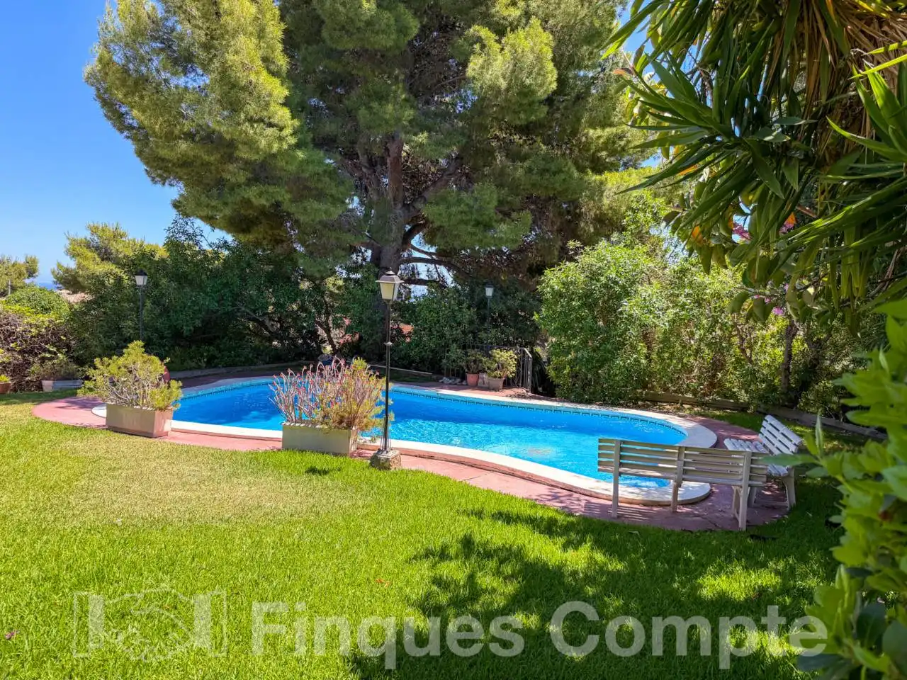 Jardí de Casa o xalet en venda en Roda de Berà amb Aire condicionat, Calefacció i Jardí privat
