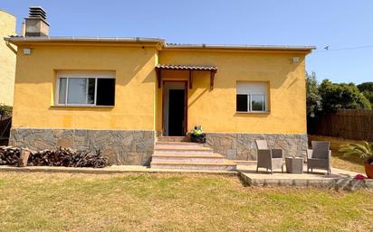 Vista exterior de Casa o xalet en venda en Maçanet de la Selva amb Aire condicionat i Terrassa