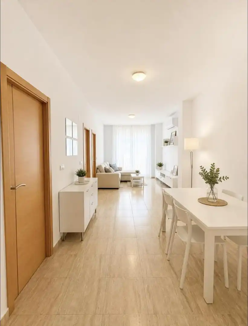 Sala d'estar de Apartament en venda en Cartagena amb Aire condicionat i Moblat