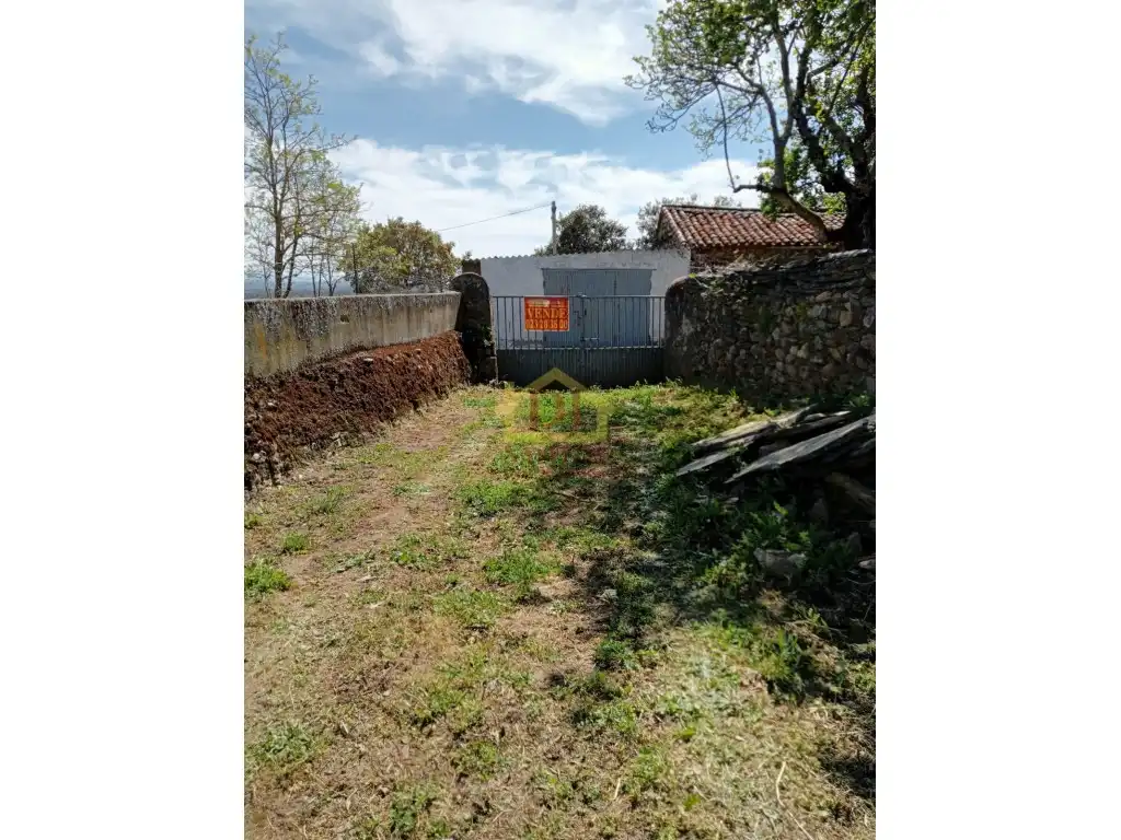 Casa o xalet en venda en Membribe de la Sierra amb Jardí privat i Terrassa