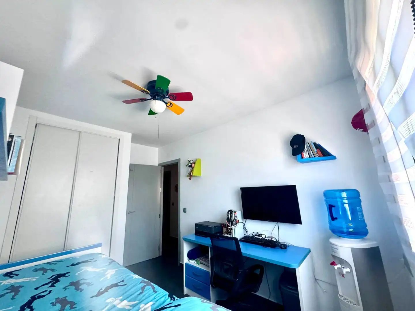 Habitación de Casa adosada en venta en Barbate