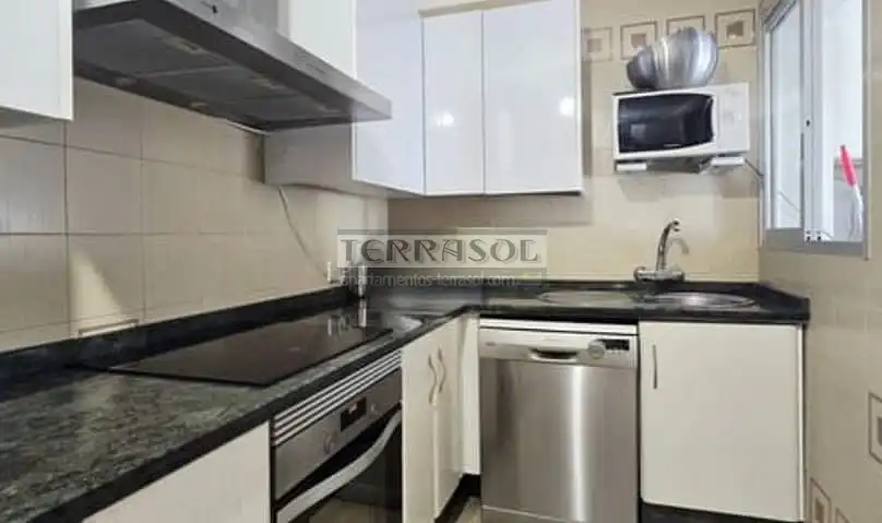 Apartamento con ascensor en venta en Torre del Mar, imagen 11