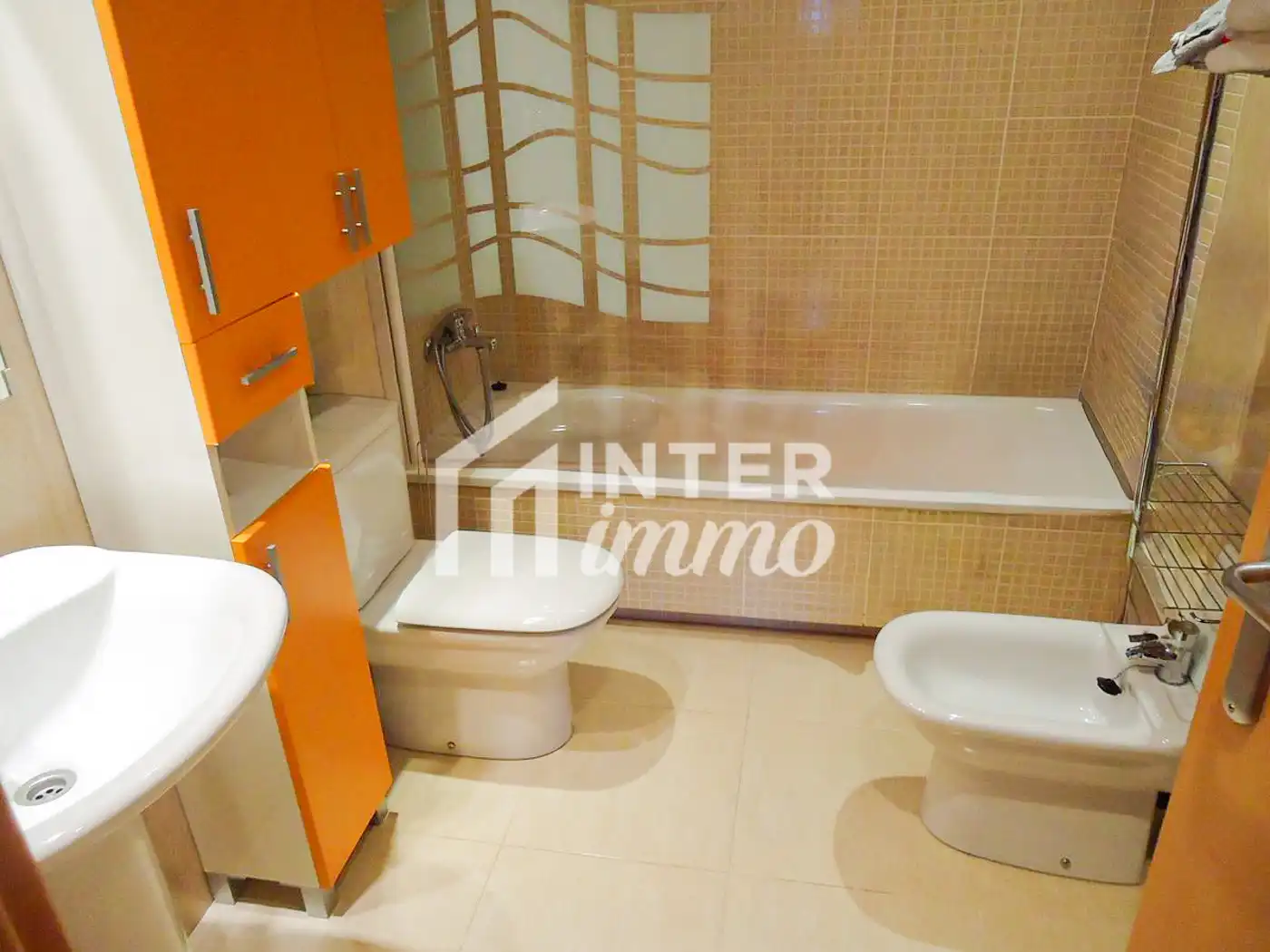 Apartamento con ascensor en venta en Carrer Torres i bages 14, imagen 7