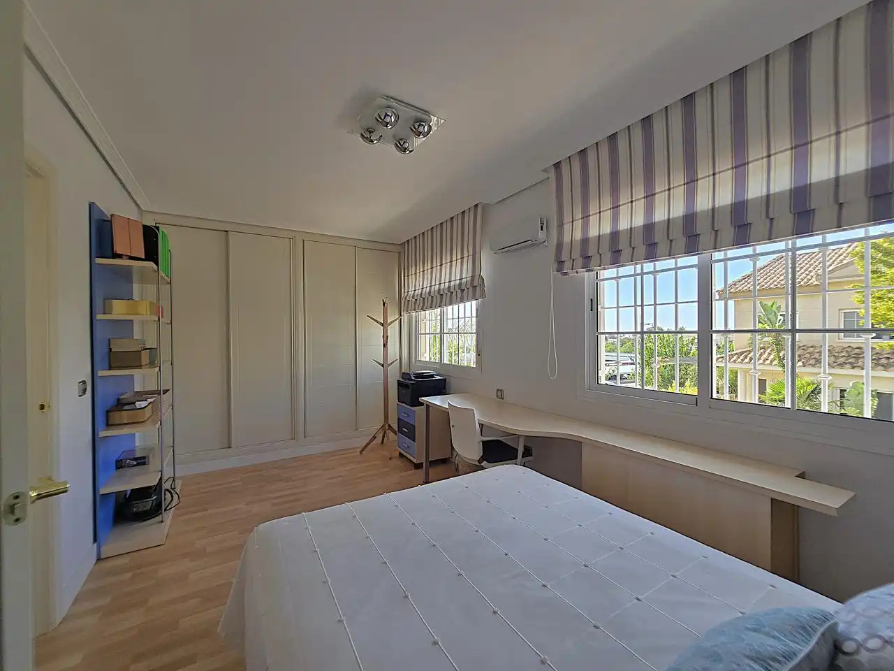 Dormitori de Casa o xalet en venda en Coloma  