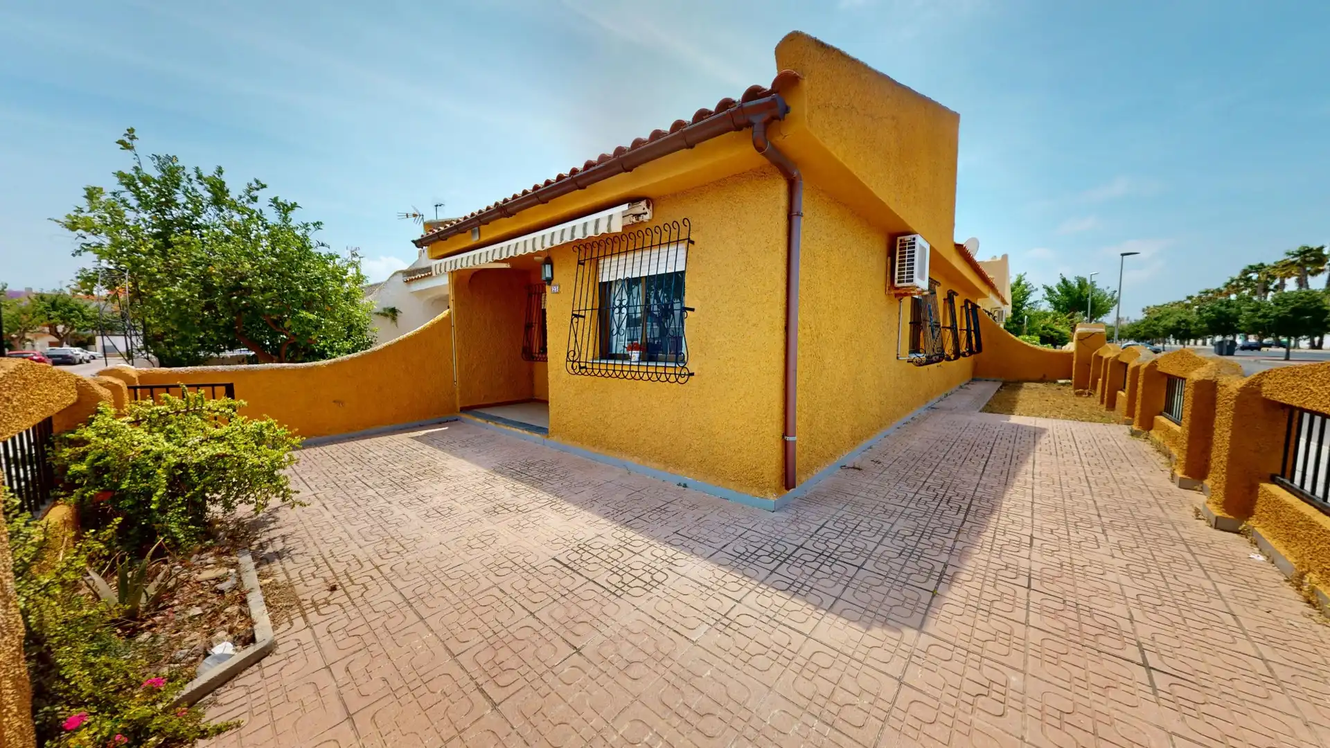 Außenansicht von Haus oder Chalet zum Verkauf in Los Alcázares mit Klimaanlage, Terrasse und Möbliert