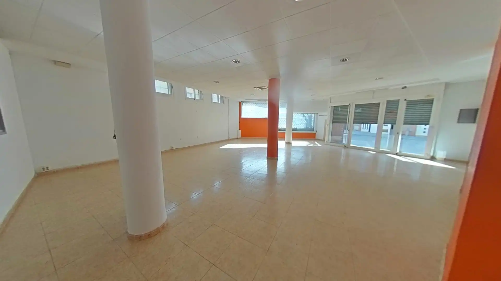 Gewerbefläche zum Verkauf in Argelines, imagen 6