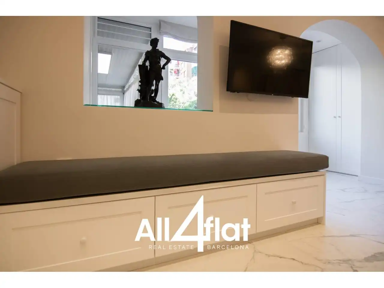 Flat with lift for sale in Calle Villarroel, imagen 56