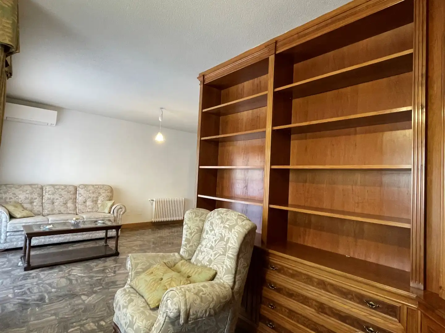 Sala de estar de Piso en venta en Alcalá de Henares con Aire acondicionado, Calefacción y Terraza