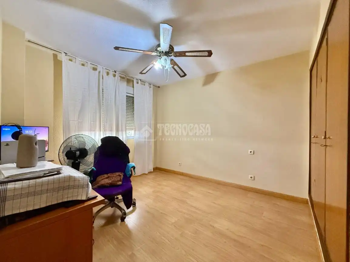 Habitación de Piso en venta en Alcalá de Henares con Calefacción y Terraza