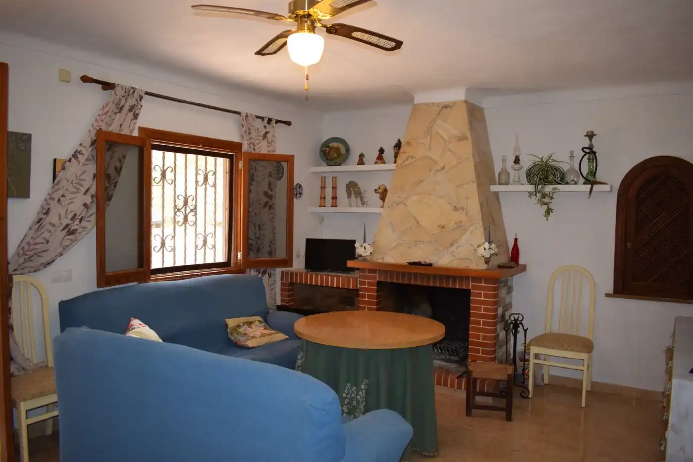 Sala de estar de Casa o chalet en venta en Campos con Calefacción, Terraza y Trastero