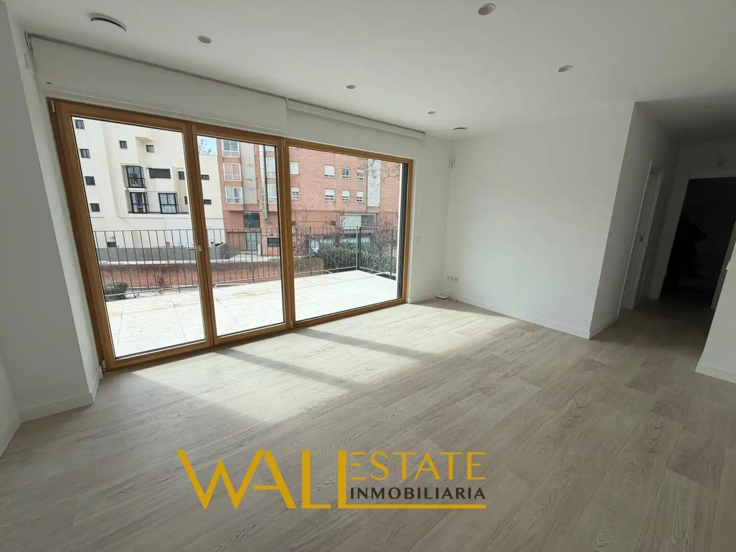 Pis de lloguer en  Madrid Capital amb Traster i Piscina comunitària