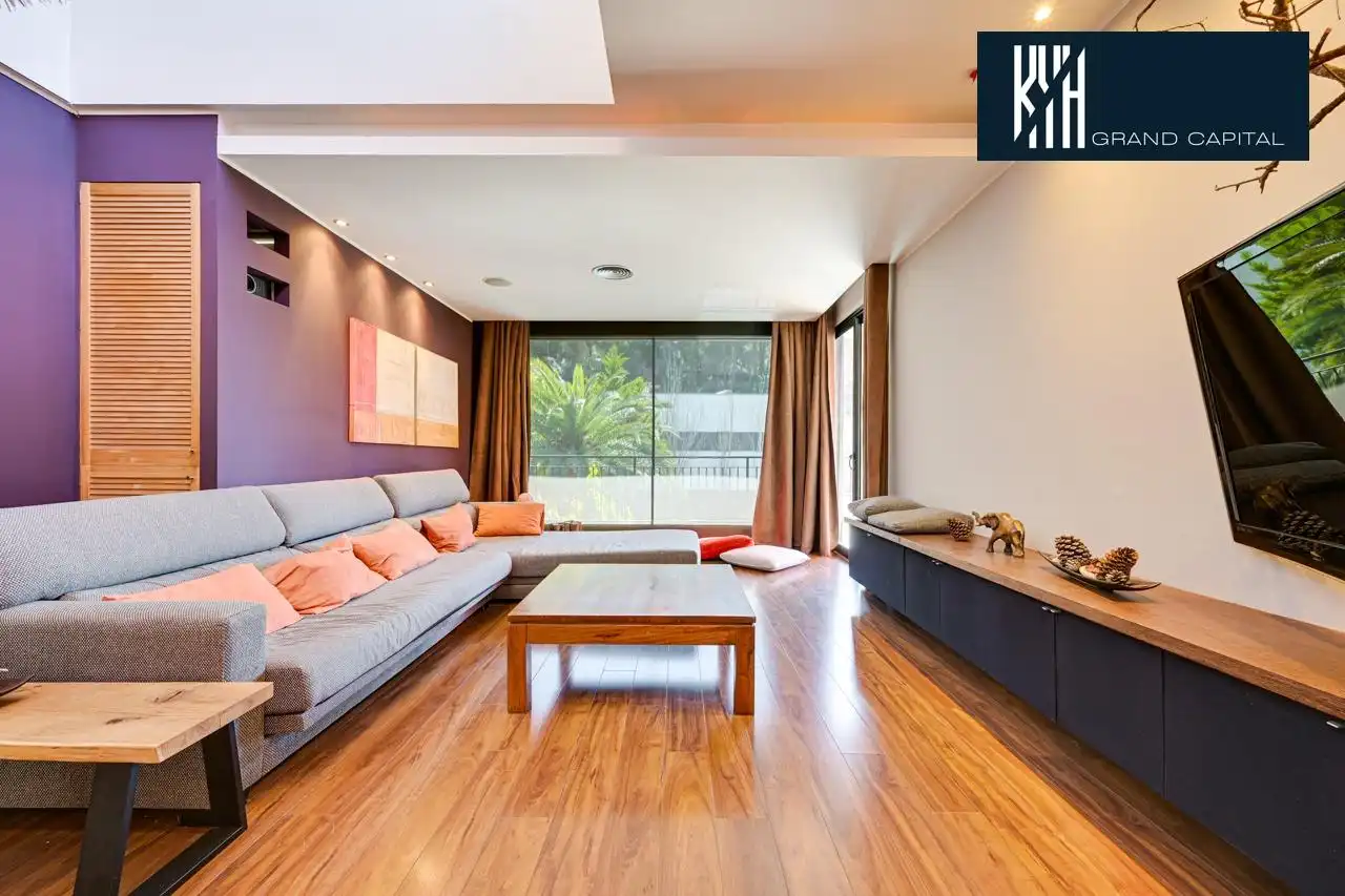 Detached house with pool for sale in Carrer Carrer Alexandria, imagen 28