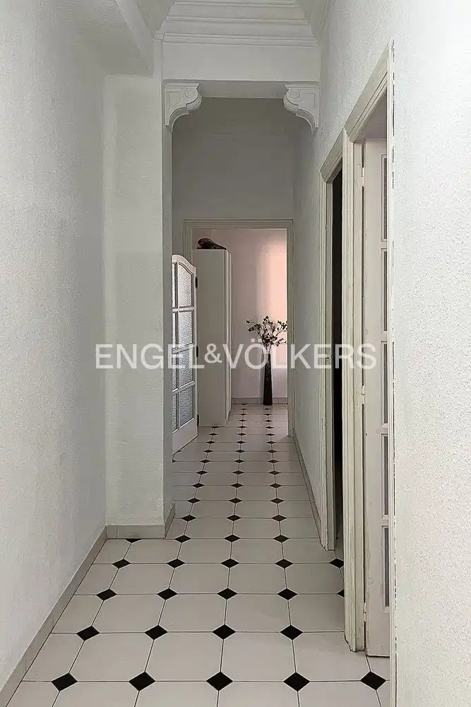 Wohnung zur Miete in Valencia mit Klimaanlage, Heizung und Möbliert