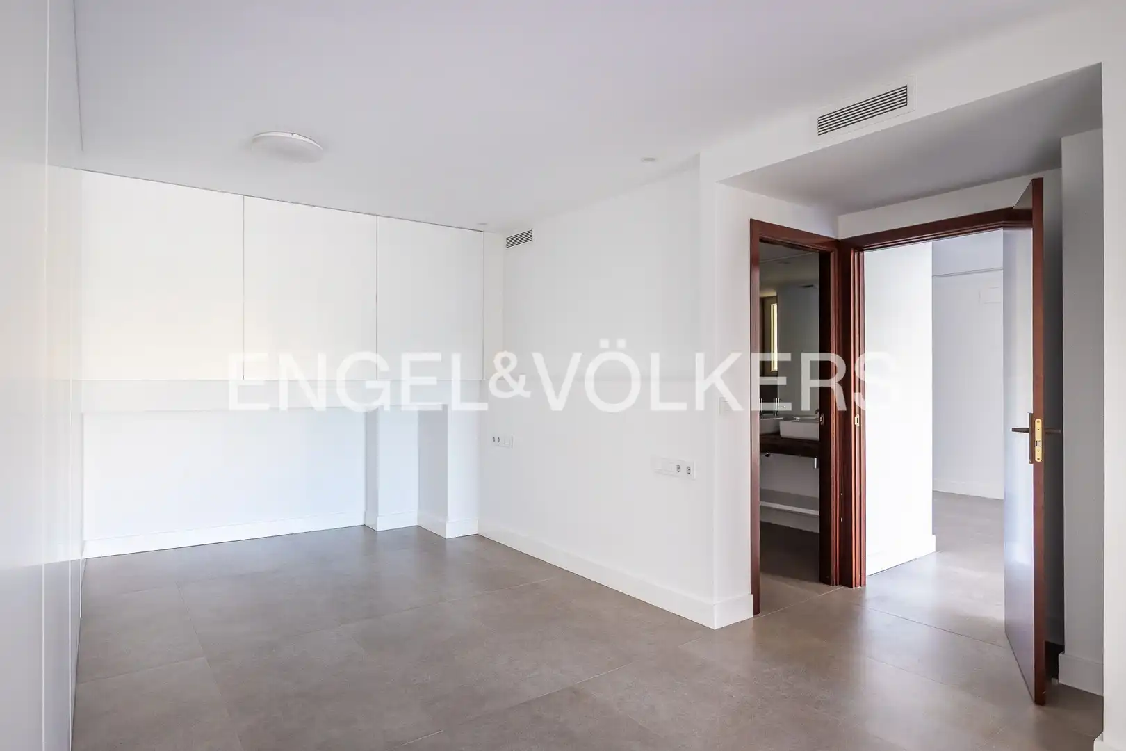 Piso con terraza en venta en Los Remedios, imagen 12