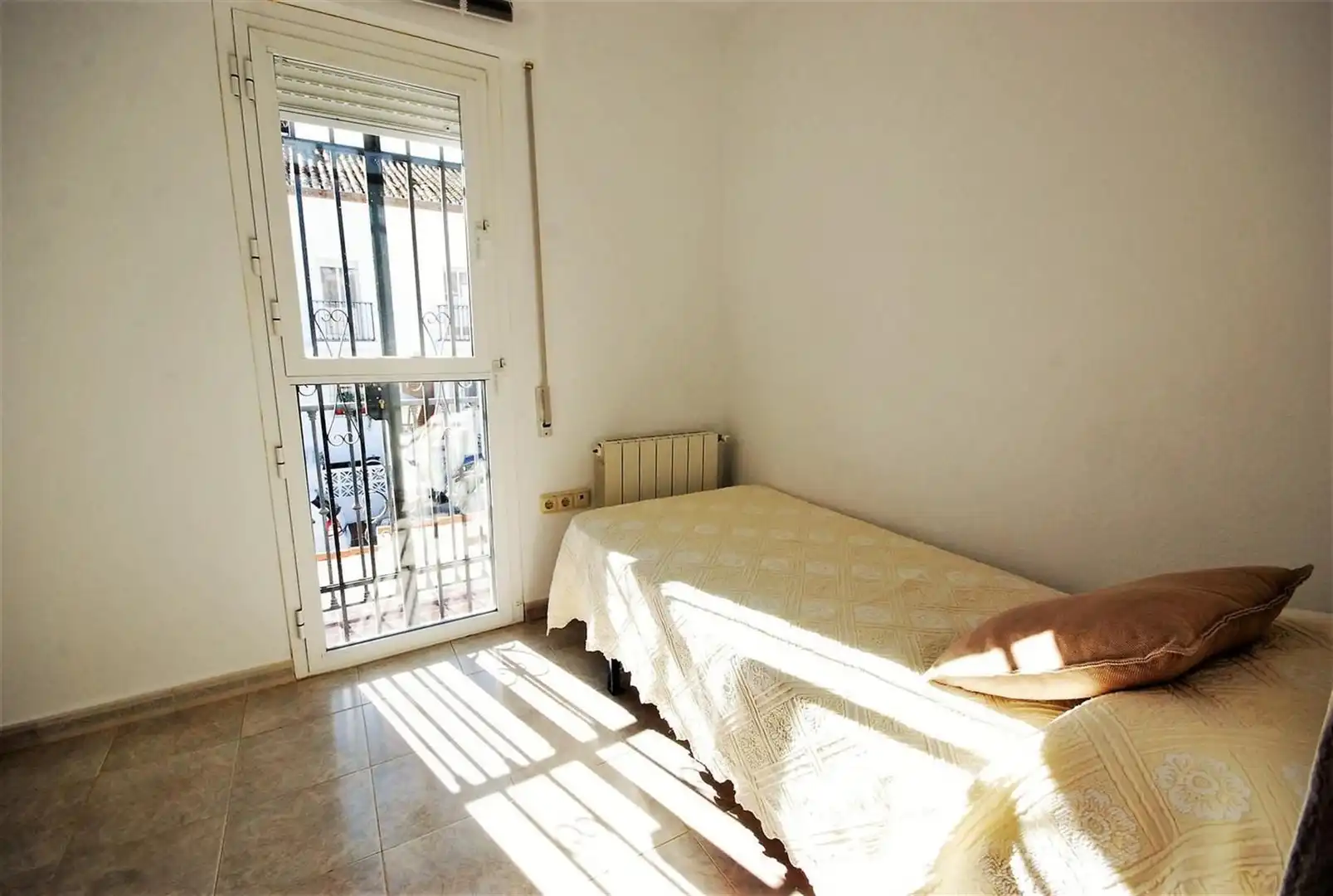 Dormitori de Casa adosada en venda en Benahavís amb Terrassa