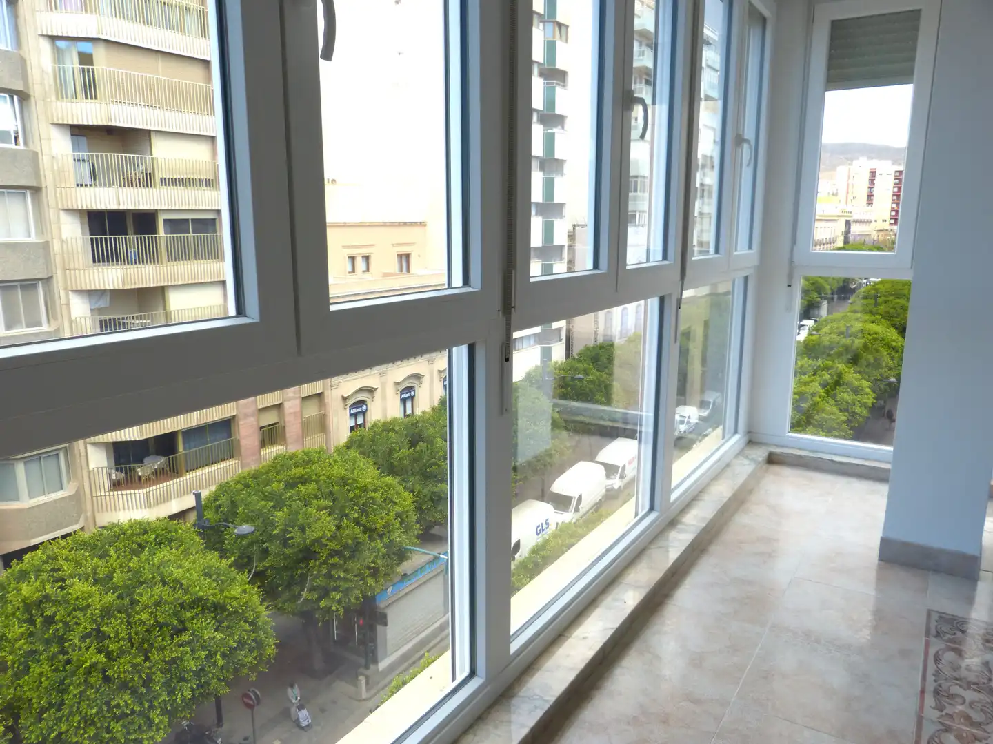 Flat for rent in Calle Navarro Rodrigo, Centro