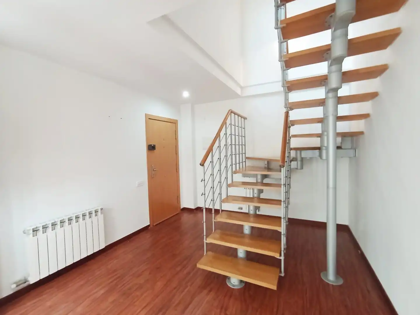 Maisonette zur Miete in Terrassa mit Klimaanlage, Heizung und Terrasse