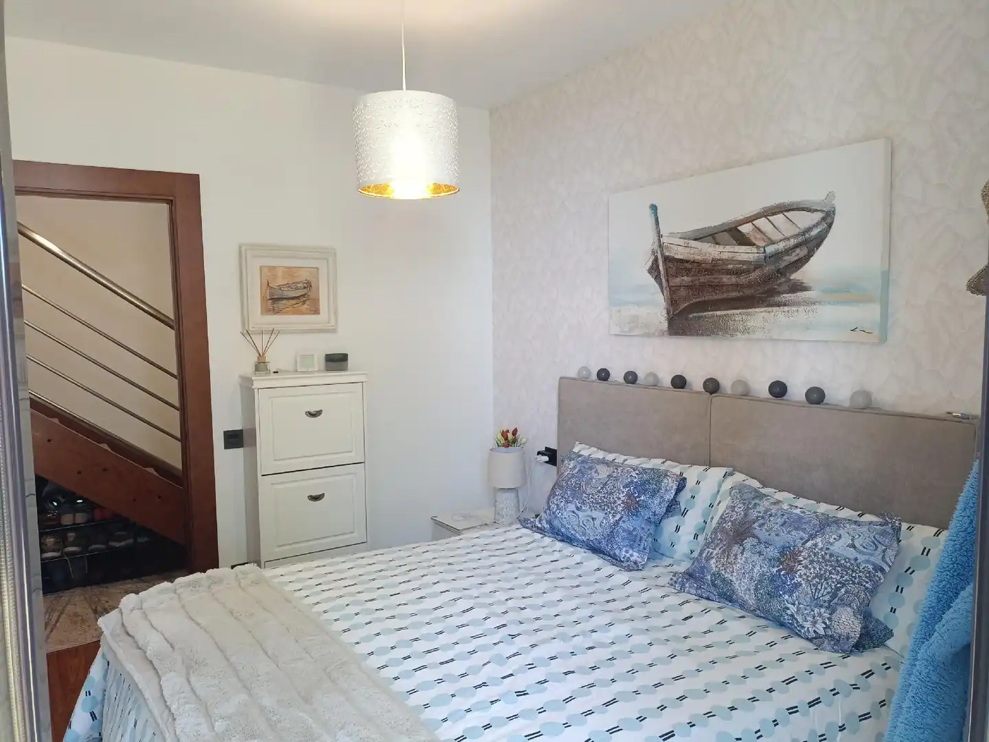 Habitación de Casa o chalet en venta en La Puebla de Castro con Aire acondicionado, Calefacción y Jardín privado