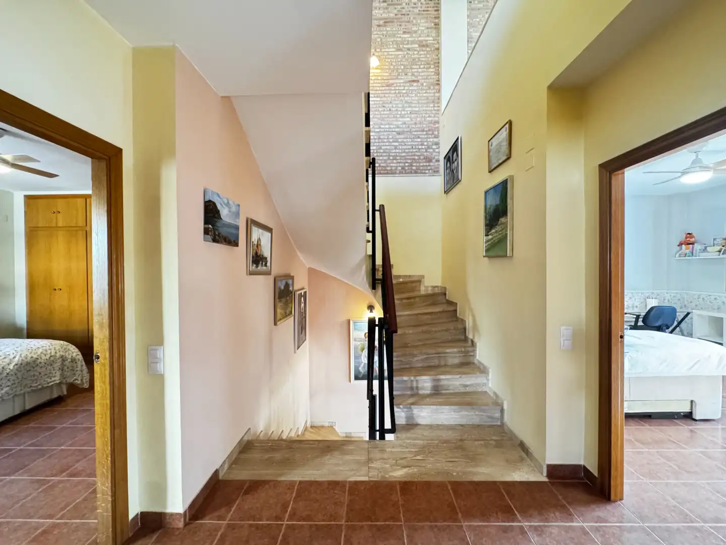 Einfamilien-Reihenhaus zum Verkauf in Canet d'En Berenguer mit Klimaanlage, Heizung und Terrasse