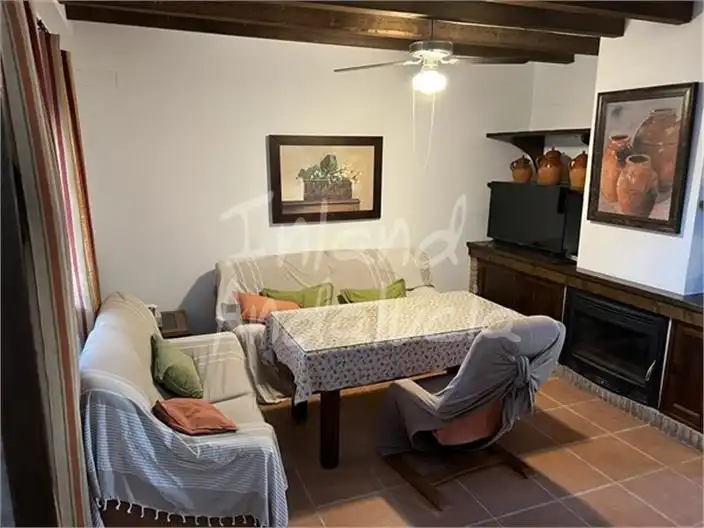Sala d'estar de Casa adosada en venda en Luque amb Aire condicionat, Terrassa i Traster