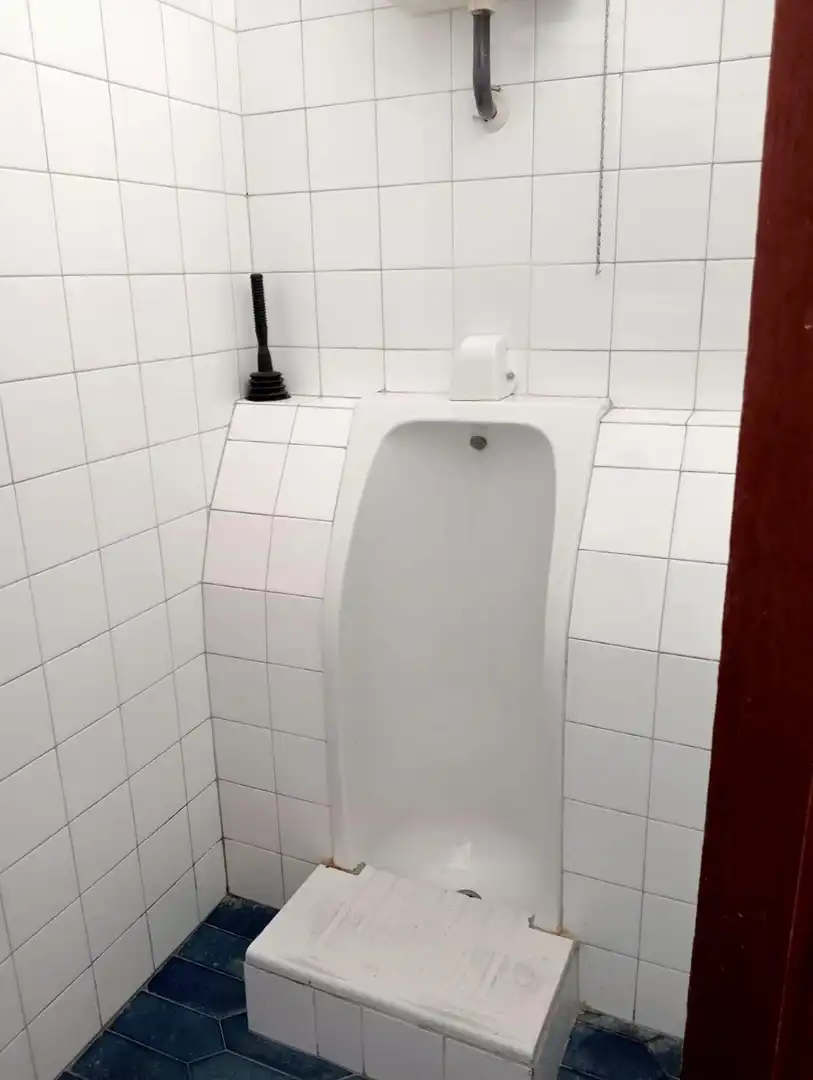 Bany de Local de lloguer en Cádiz