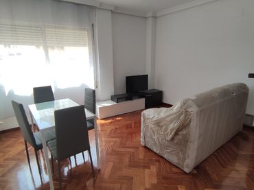 Apartament amb ascensor en venda a Calle Carlos Vázquez