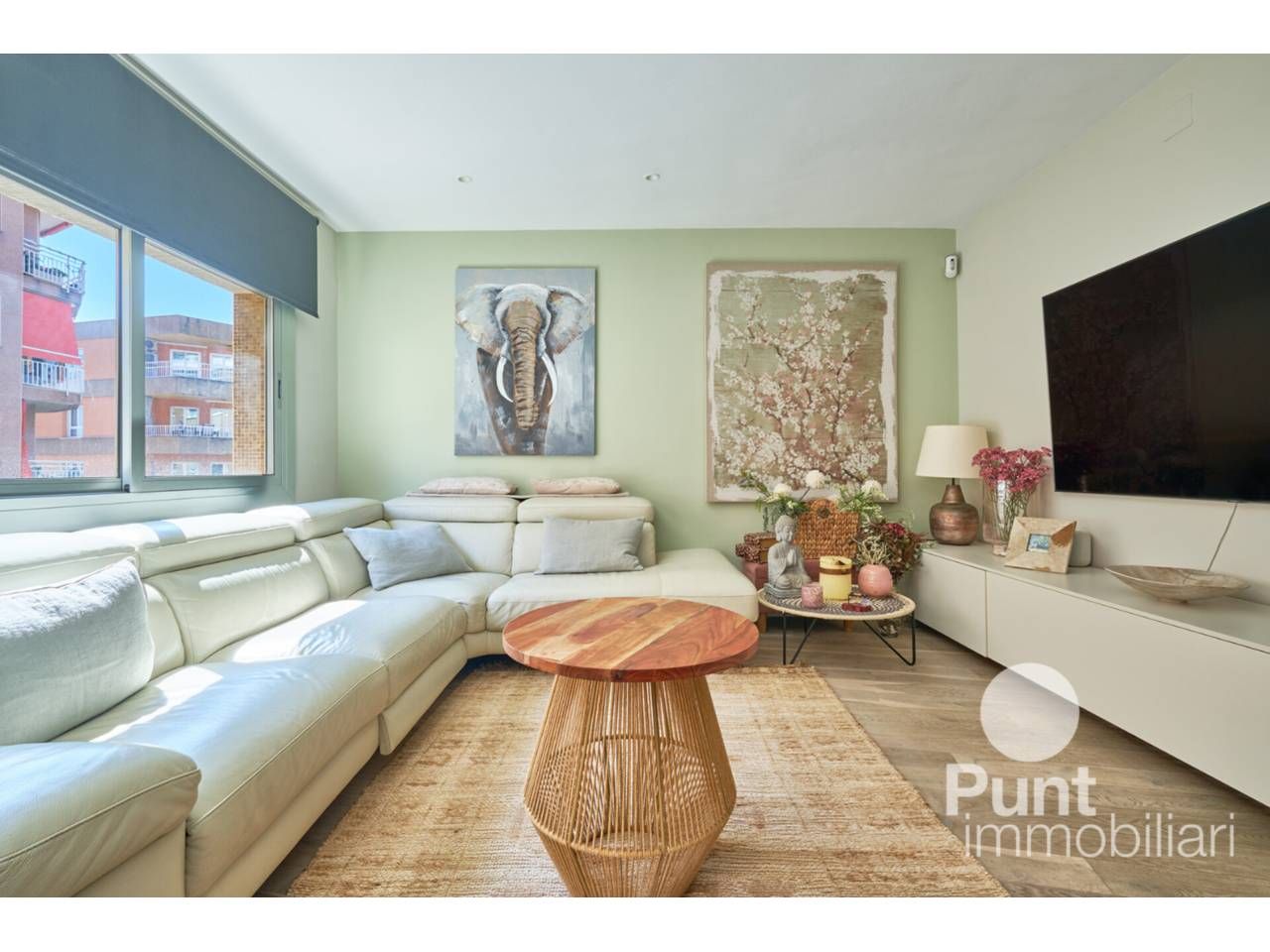 Living room of Flat for sale in Premià de Mar  with Air Conditioner, Heating and Parquet flooring