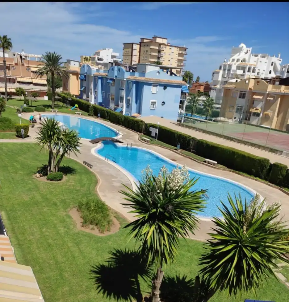 Piscina de Apartamento en venta en Xeraco con Terraza, Trastero y Amueblado