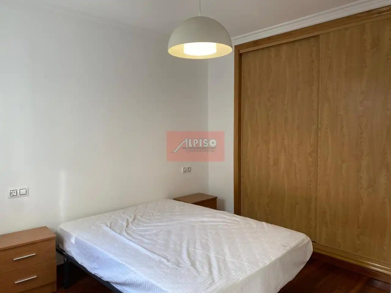 Bedroom of Duplexes for sale in Ourense Capital   with Heating, Parquet flooring and Storage room
