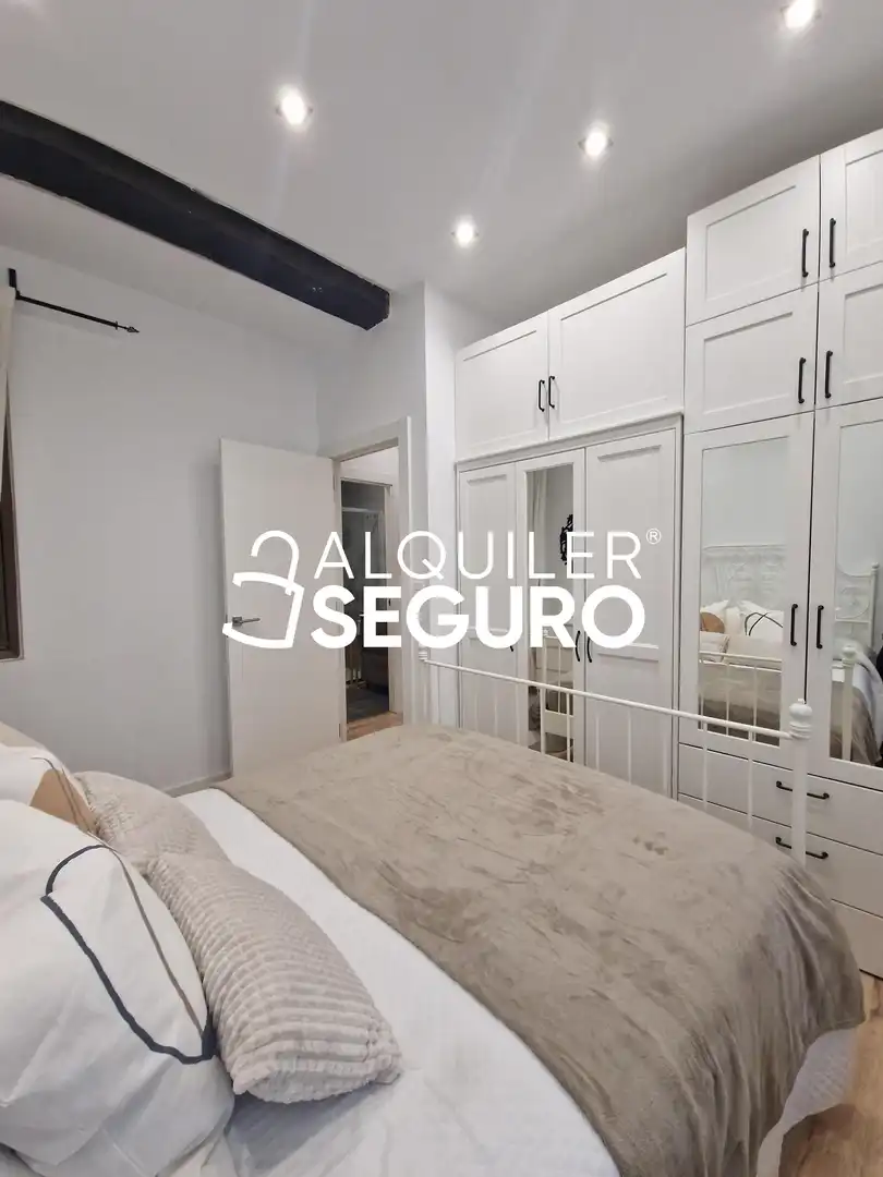 Bedroom of Flat for rent in Barakaldo   with Heating, Terrace and Furnished
